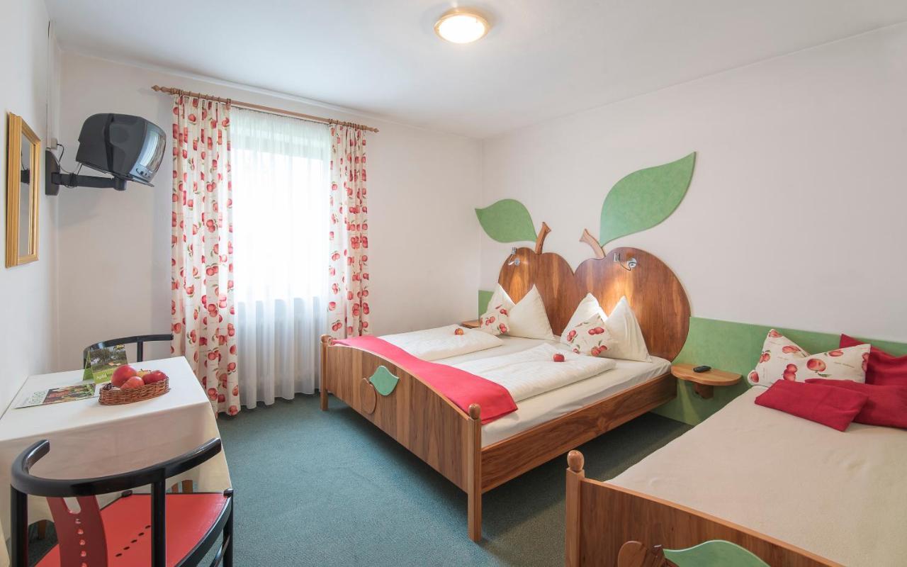Wirtshaus Meissl Puch bei Weiz Buitenkant foto