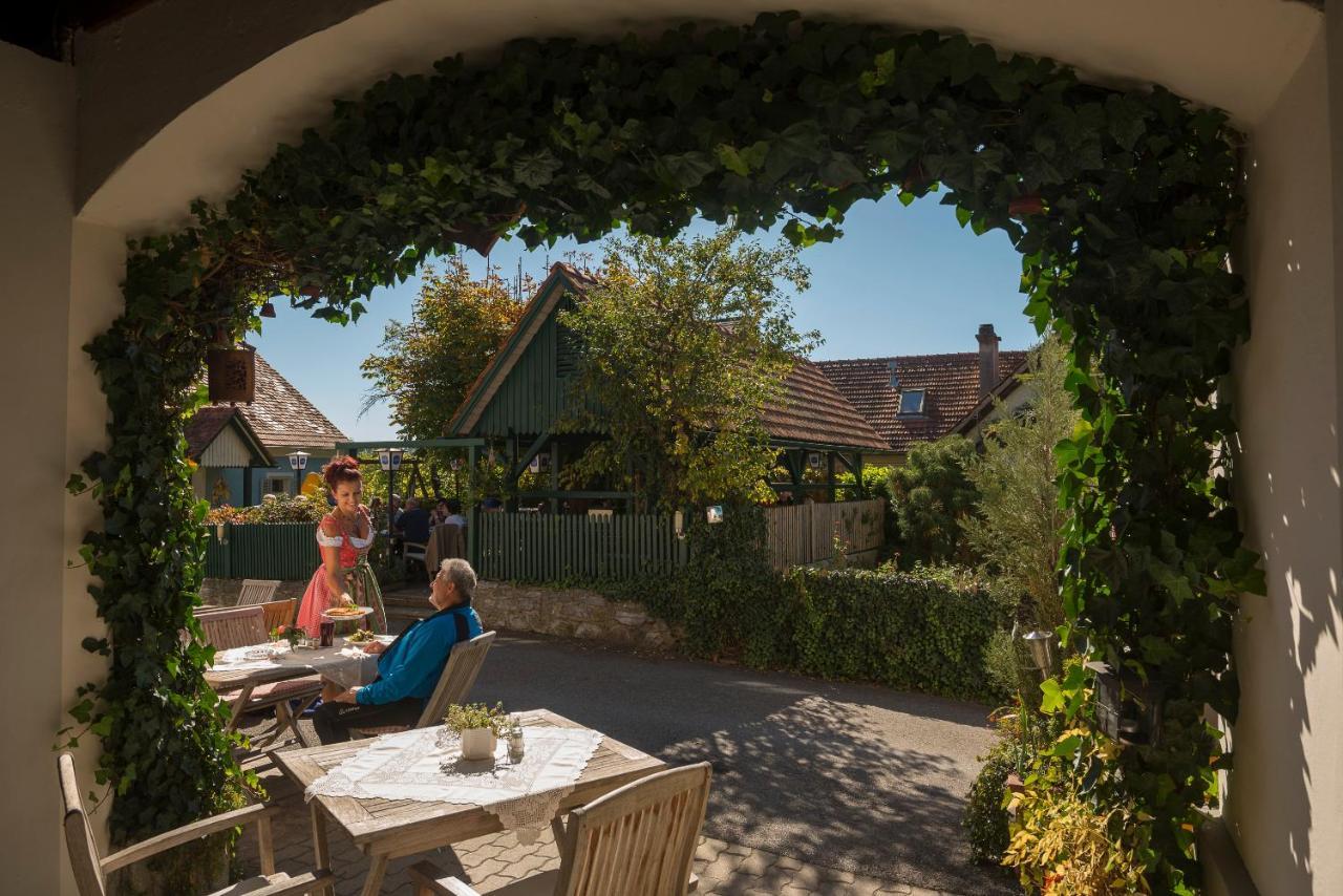 Wirtshaus Meissl Puch bei Weiz Buitenkant foto