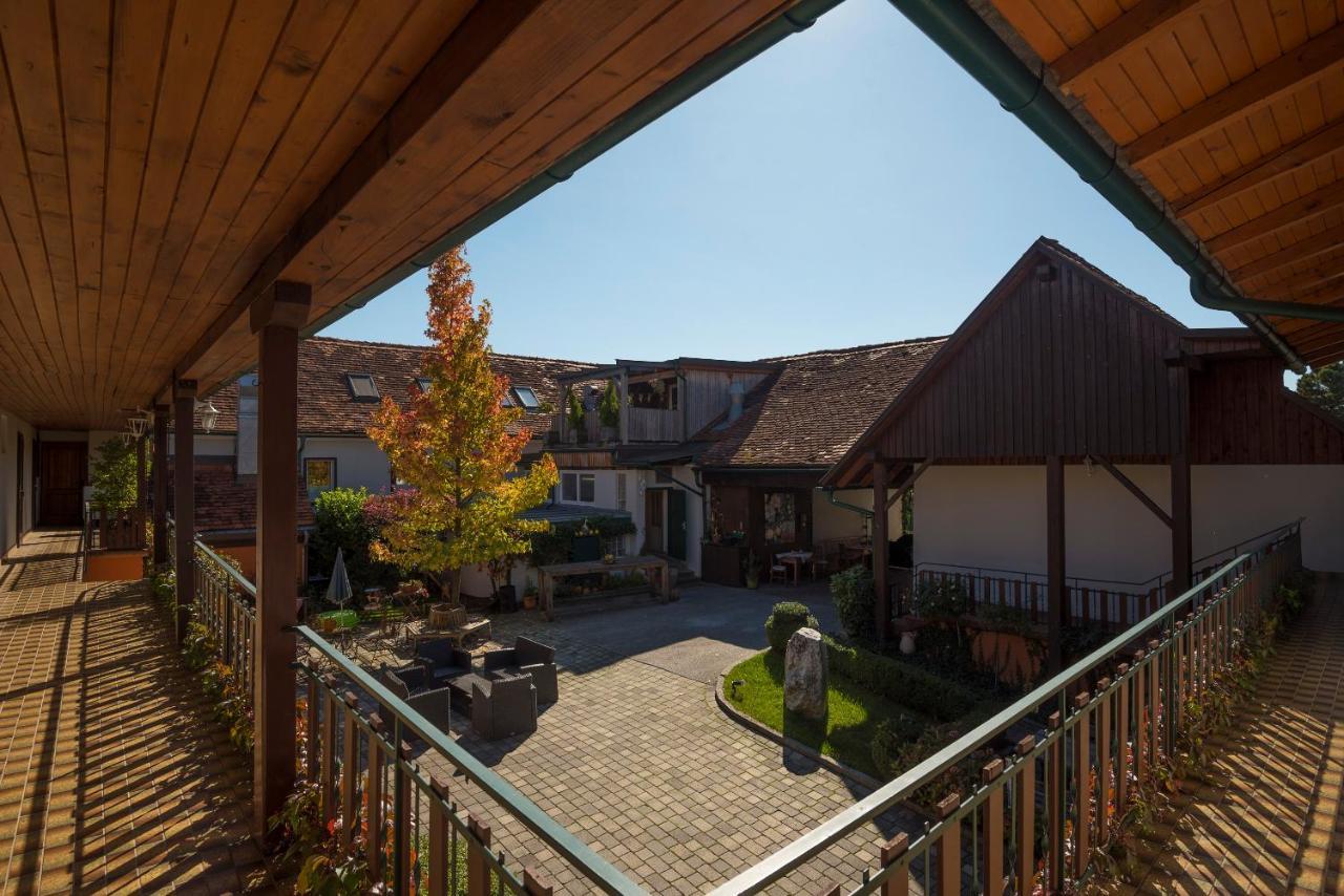 Wirtshaus Meissl Puch bei Weiz Buitenkant foto